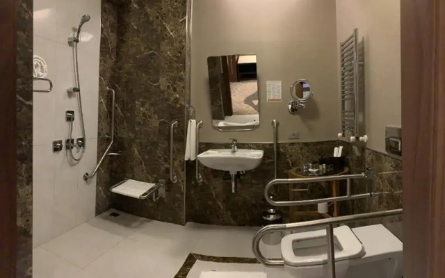 Bathroom · Borjomi — photo 29