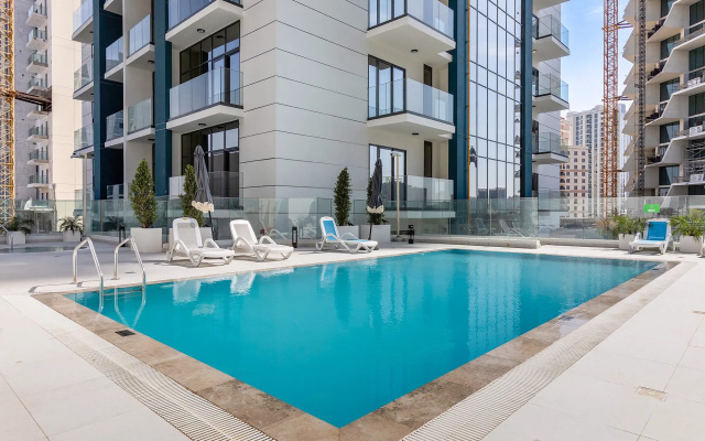 Апартаменты 1BR East Crest