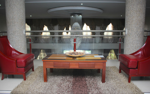 Отель De Rembrandt Suites