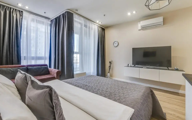 Апартаменты Стандартные с Балконом и Видом на Город Business Apartments