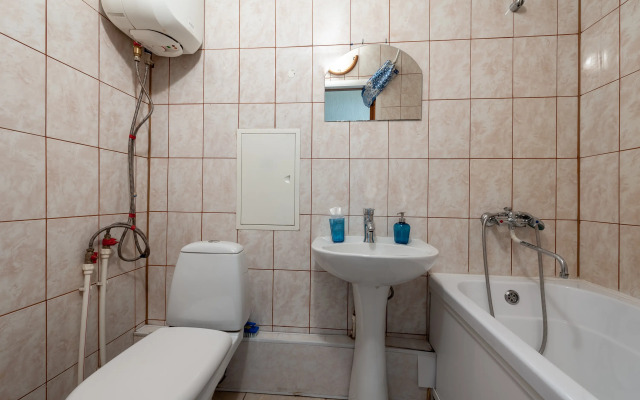 Apartment ALLiS-HALL on Chelyuskintsev 23