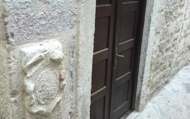 Hotel Athos Guesthouse