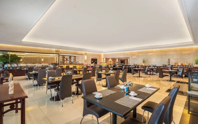 Отель Aston Cimone Hotel & Convention Center
