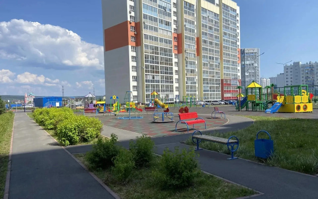 Апартаменты Сибирь House в новом доме рядом с теннисным кортом