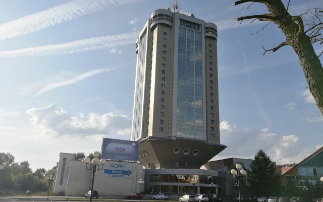 Панорама в Твери 12 отзывов об отеле, цены и фото номеров - забронировать гостиницу Панорама онлайн Тверь вид на фасад