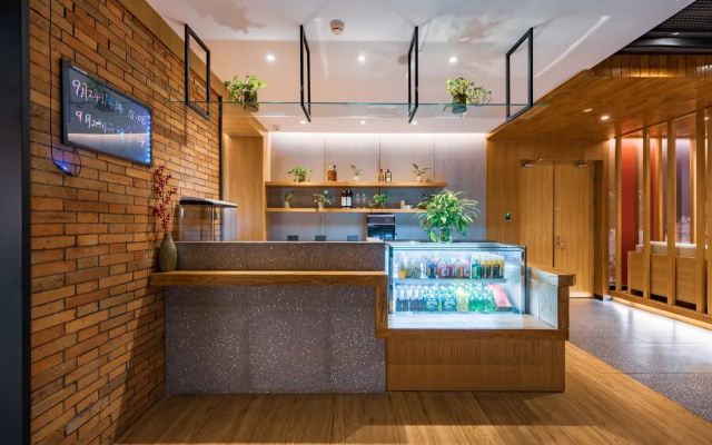 Отель TRUE GO Hotel (Beijing Xidan and Financial Street Area)