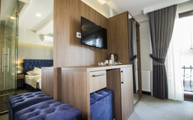 Ozgerey Suit Hotel