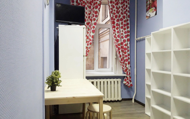 Neva Hostel