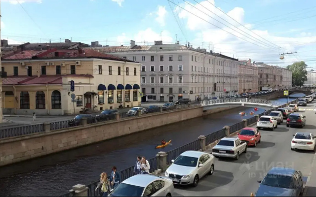 Апартаменты 2 спальни с камином около Банковского мостика