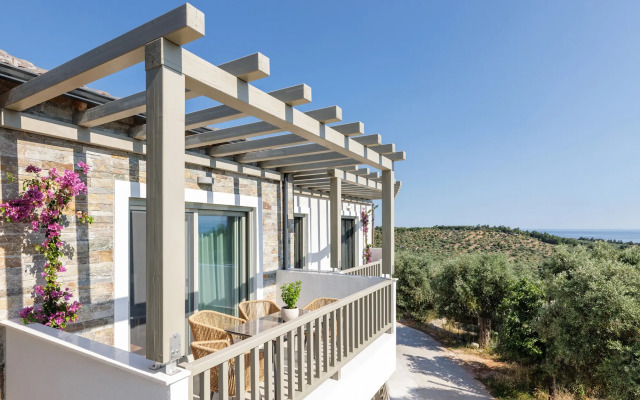 Апарт-отель Helia All Seasons Apartments