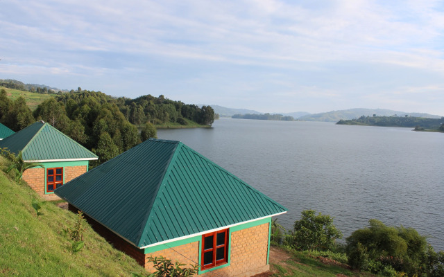 Nyamunyonyi Lake Resort