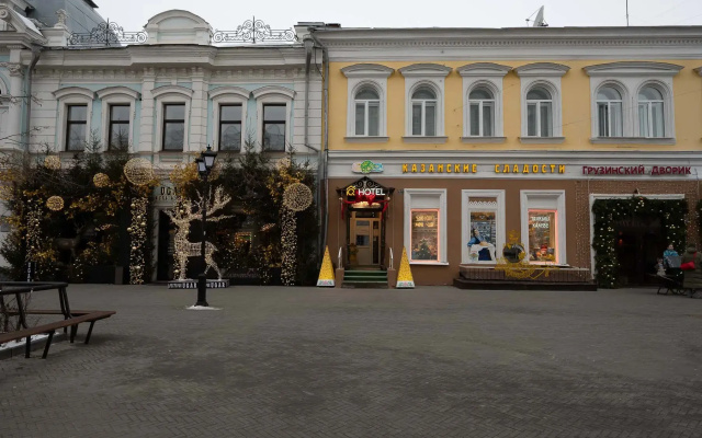 Отель IQHotel