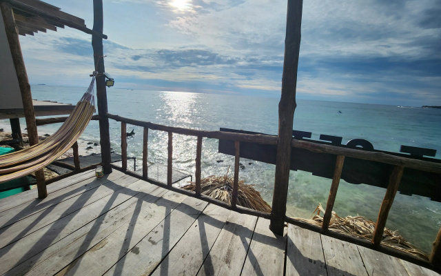 Мини-отель JETSET BEACH & HOSTEL