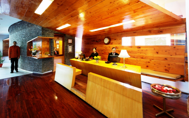 Отель ManuAllaya the Resortspa