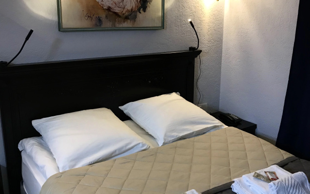 Level Hotel
