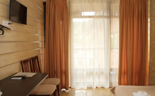 Griffon Hotel