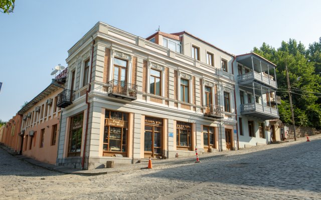 Nata Hotel in Tbilisi, Georgia from 38$, photos, reviews - zenhotels.com hotel front
