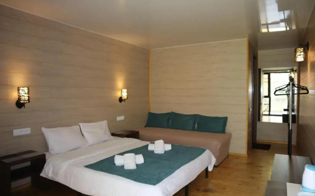 Guest rooms · Stepantsminda — photo 11