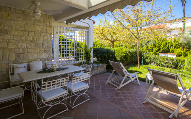 Отель Виллв Duret Sea Side House Pefkohori Греция, Пефкохори - отзывы, цены и фото номеров - забронировать отель Виллв Duret Sea Side House Pefkohori онлайн вид на фасад