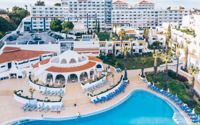 Апарт-Отель Grand Muthu Oura View Beach Club