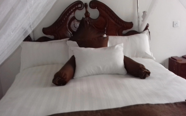 Отель Riverside Resort Kabale