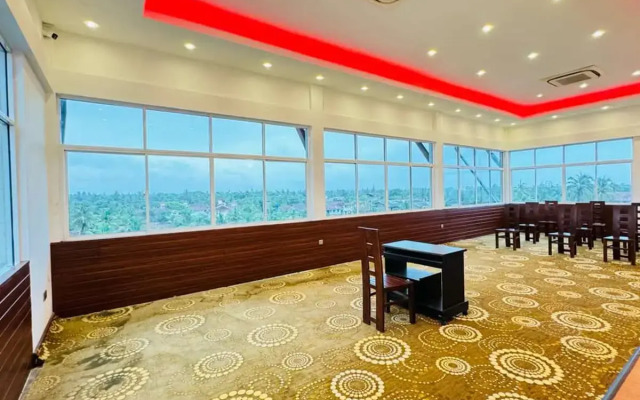 Отель Beverly Beach Hotel Negombo