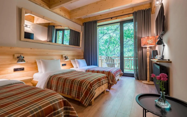 Hotel 1740 hotel