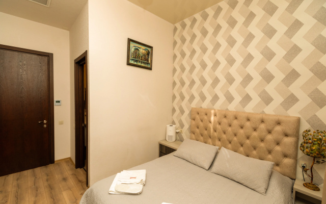 Guest rooms · Tbilisi — photo 33