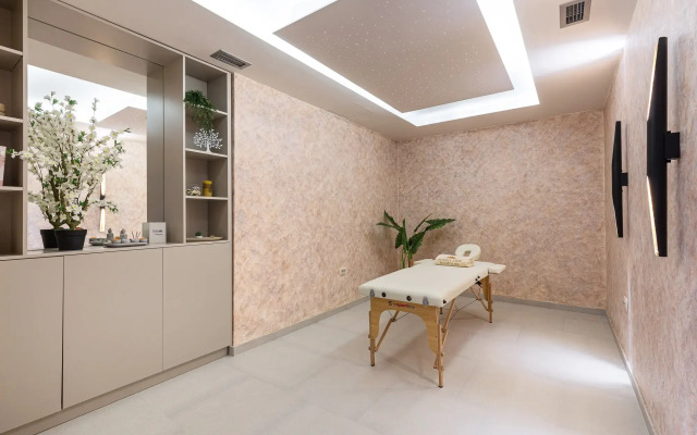 Апартаменты Sunny Side Three Bedrooms