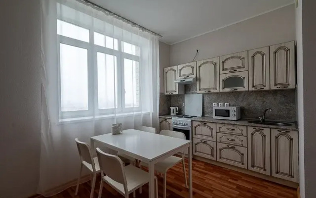 Апартаменты Rooms-ekb на улице 8 Марта 190 (17 этаж, 582)