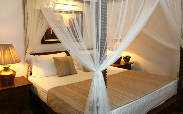 Отель Michelle Boutique Beach