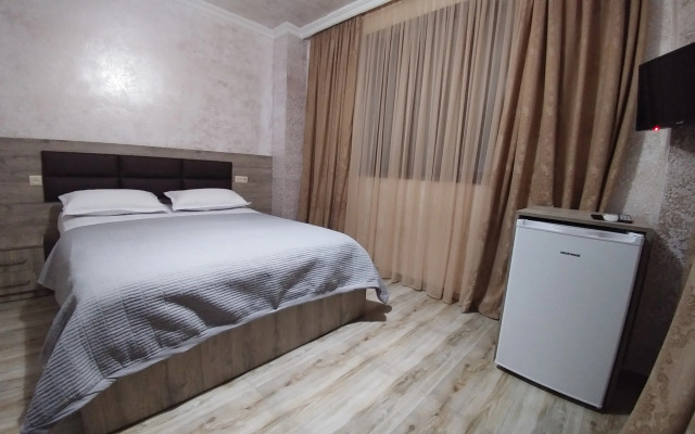 Отель Bergo