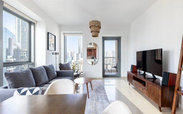 Апартаменты Elegant 2BR Balcony and Stunning Burj Views