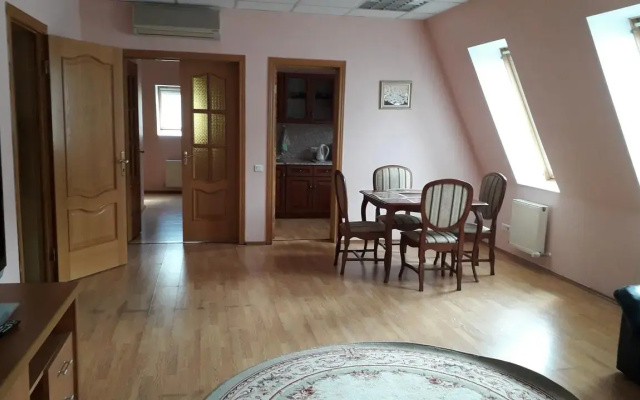 Отель Марк