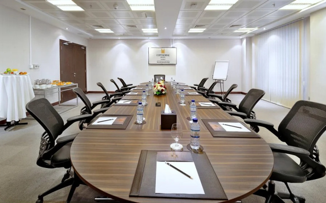 Отель Copthorne Sharjah