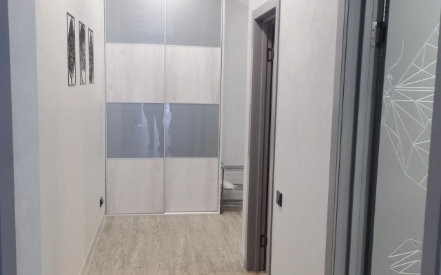 Квартира Трехкомнатная в Клубном Доме на Родионова