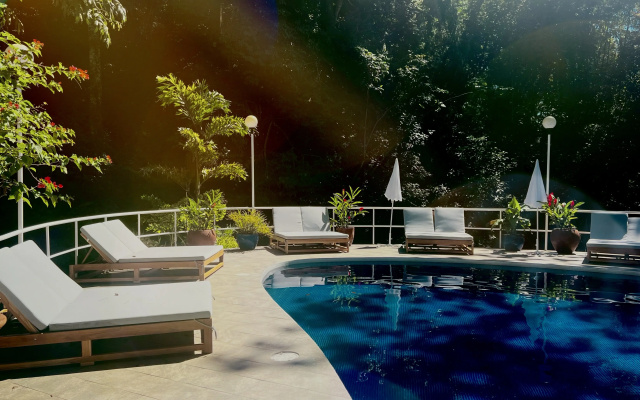 Курортный Отель Ecotica Hotel and Resort