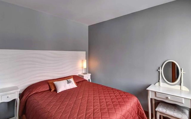 Частный дом Bright Condo near the Lake