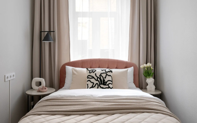 Квартира GM Apartments у Патриарших Прудов с Тремя Спальнями