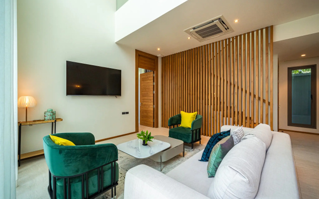 Вилла Teak 5 bed luxurious pool villa 117