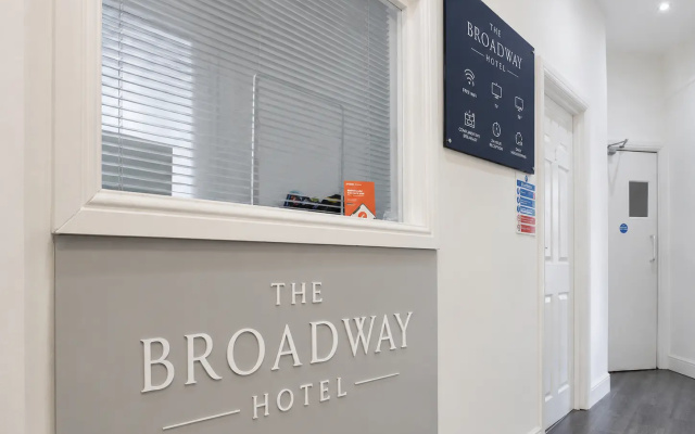 Отель  The Broadway - London Heathrow