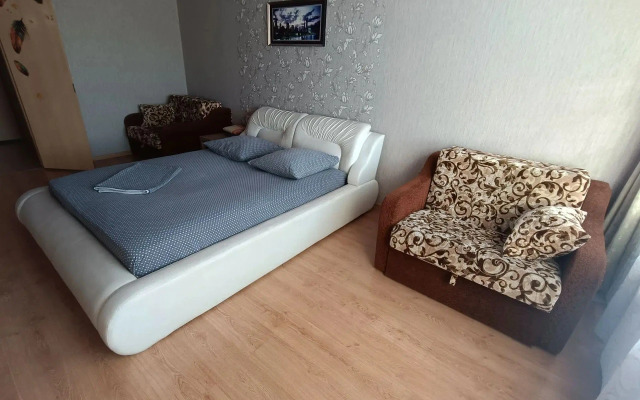 Квартира Однокомнатная рядом с аквапарком и ТЦ Дирижaбль