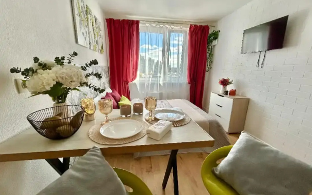 Апартаменты 2 Pant Family House Ватутинки на Нововатутинской