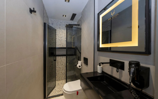 Отель Roe Suite Hotel - TAKSIM
