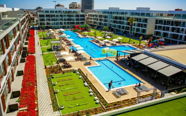Отель Courtyard Long Beach Holiday Resort