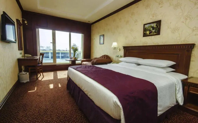 Riviera Hotel Dubai