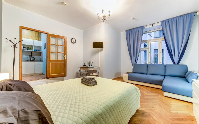 Квартира Gallery apartment