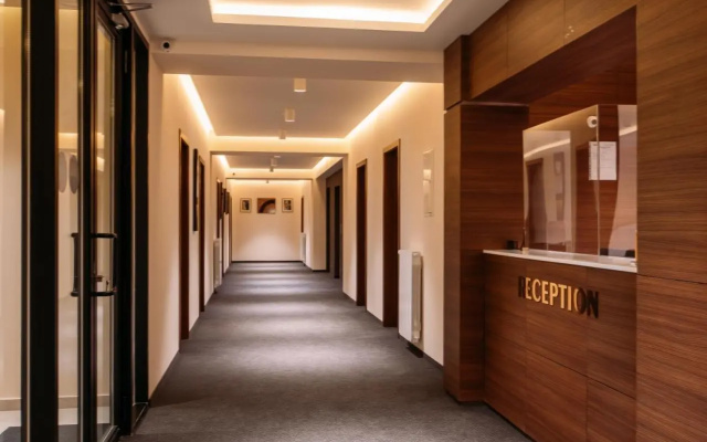 Hotel Nina Palace