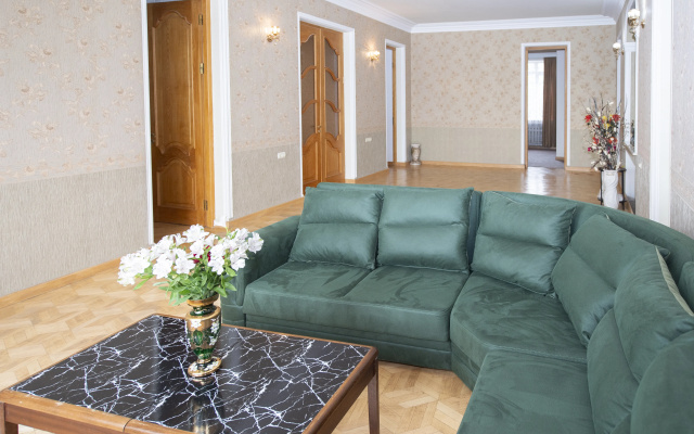 Guest rooms · Tbilisi — photo 19