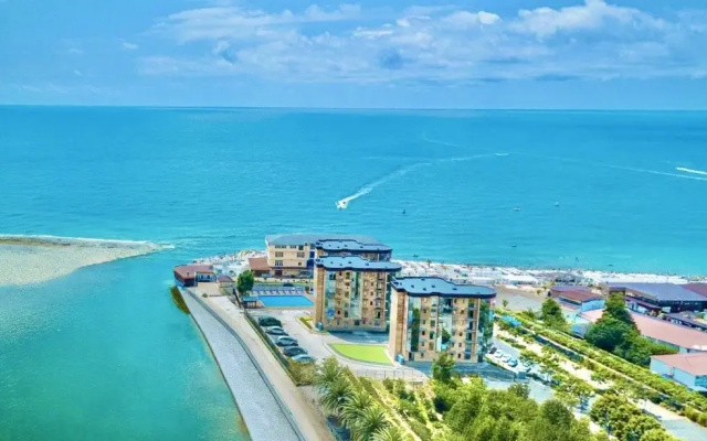Апартаменты Okolo Morya 125 Премиум с видом на море и балконом